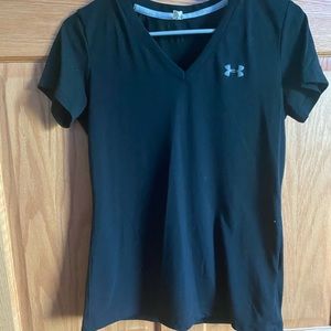 Black under Armour tee!